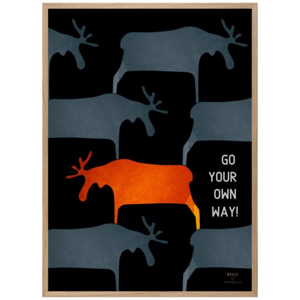 En af AabergKruses dyre plakater med elg motiv i mørke farver.